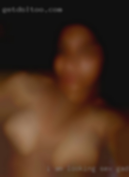 I am looking for a like-minded for sex Gadsden female.