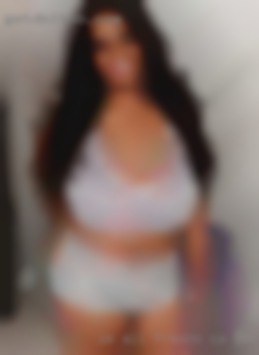 I'm all Fresno, CA local horny about pleasure and play.