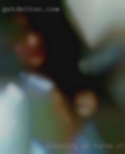 Pleasing me turns CT swingers you on.