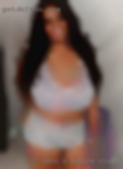 Send a message mature couples and we can have some fun.